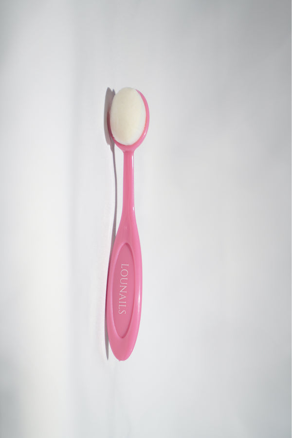 brosse nettoyante cuticules