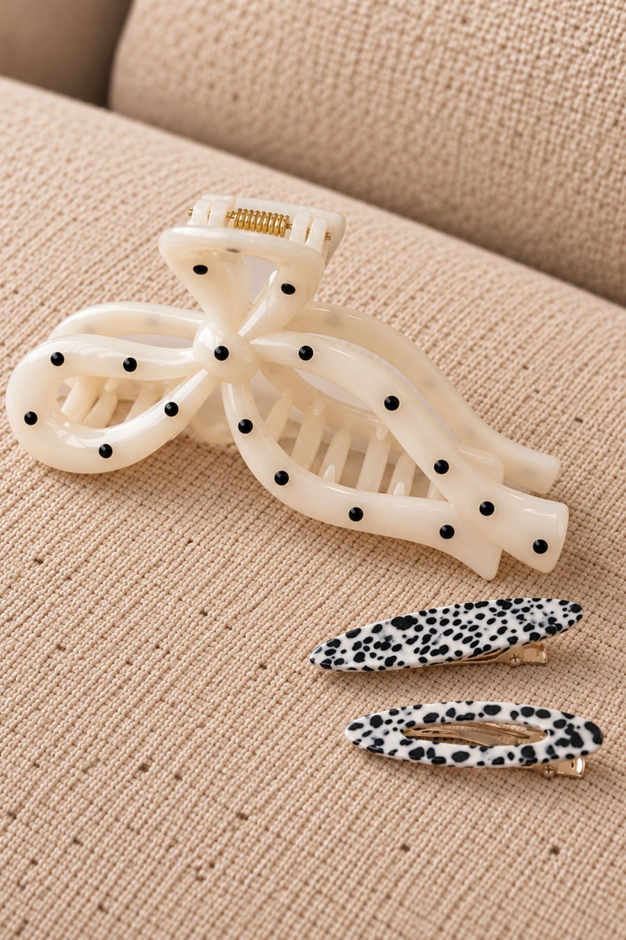 Pack Noir & Blanc Hair Collection : Pince Nœud à Pois et Barrettes Imprimé Dalmatien